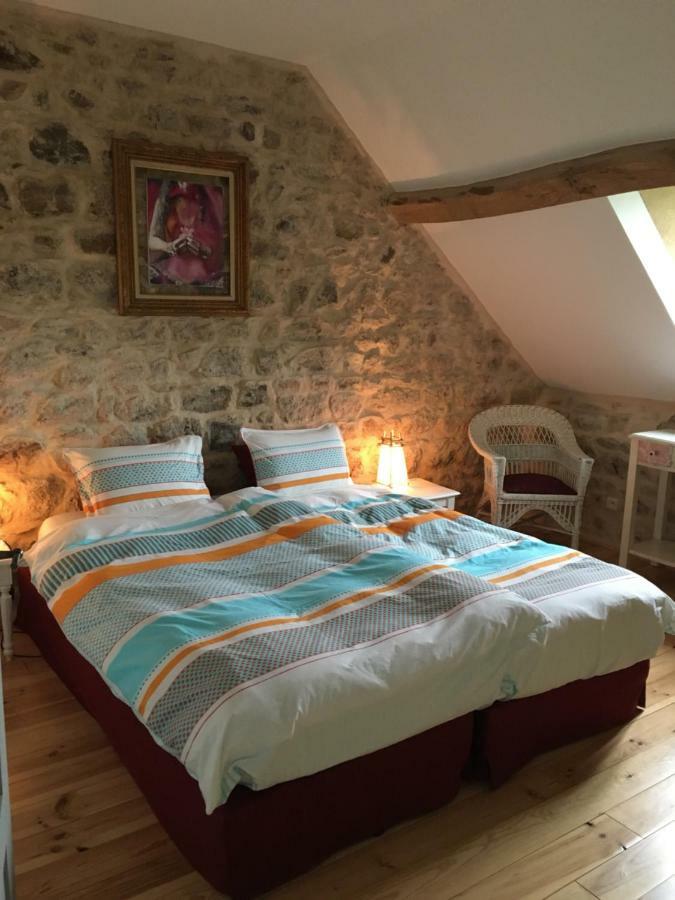 Shenmen Bed & Breakfast Beaune d'Allier Bagian luar foto