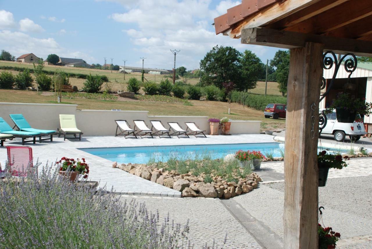 Shenmen Bed & Breakfast Beaune d'Allier Bagian luar foto